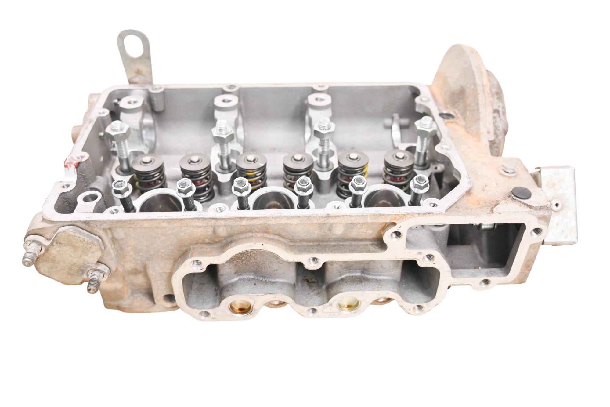 18 Cat CUV105D Cylinder Head