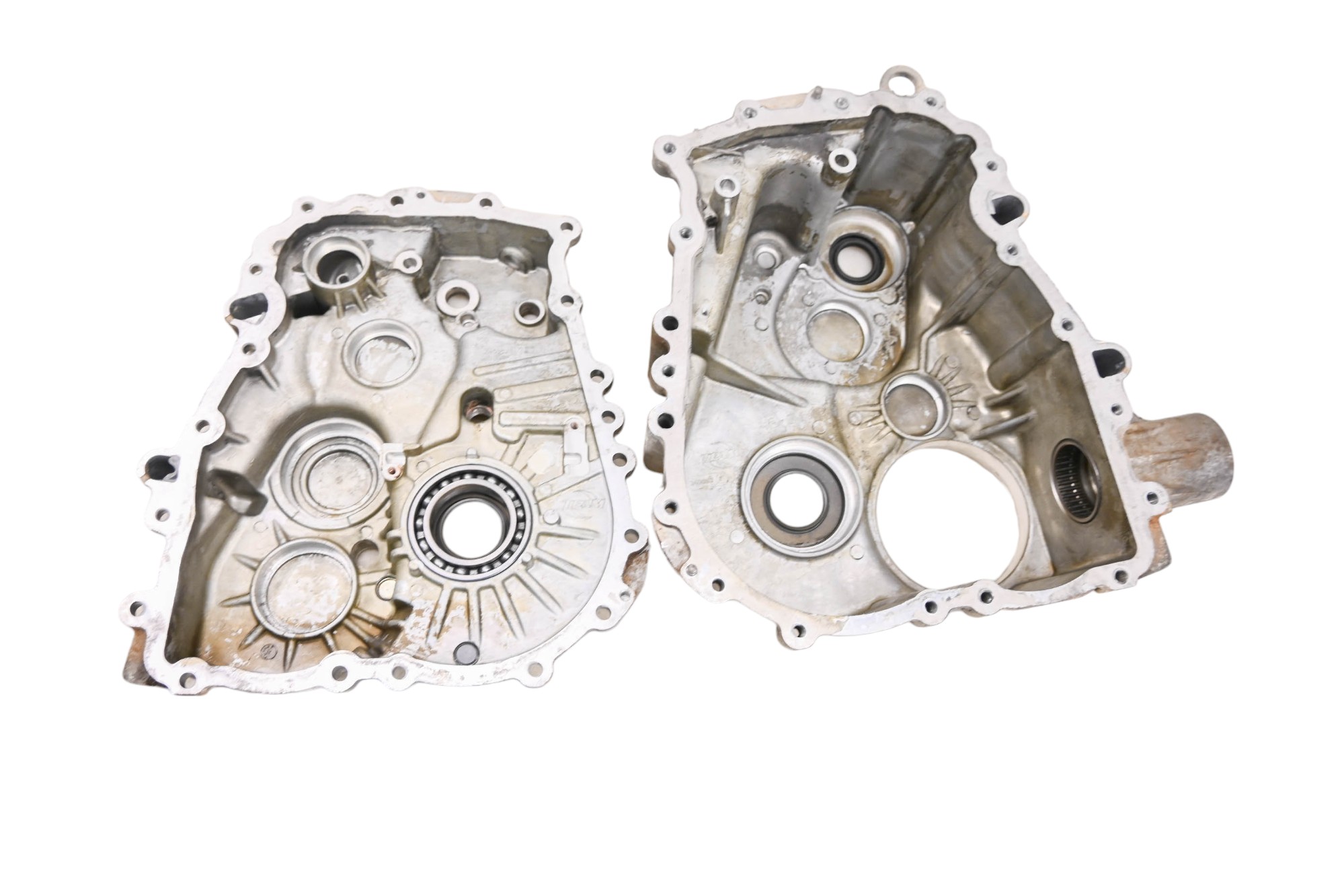 18 Cat CUV105D Transmission Gear Case Housing