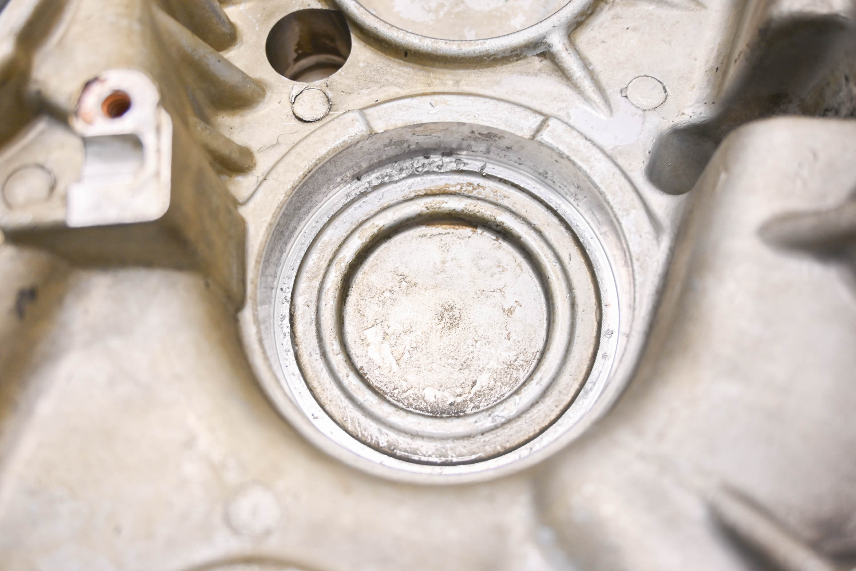 18 Cat CUV105D Transmission Gear Case Housing