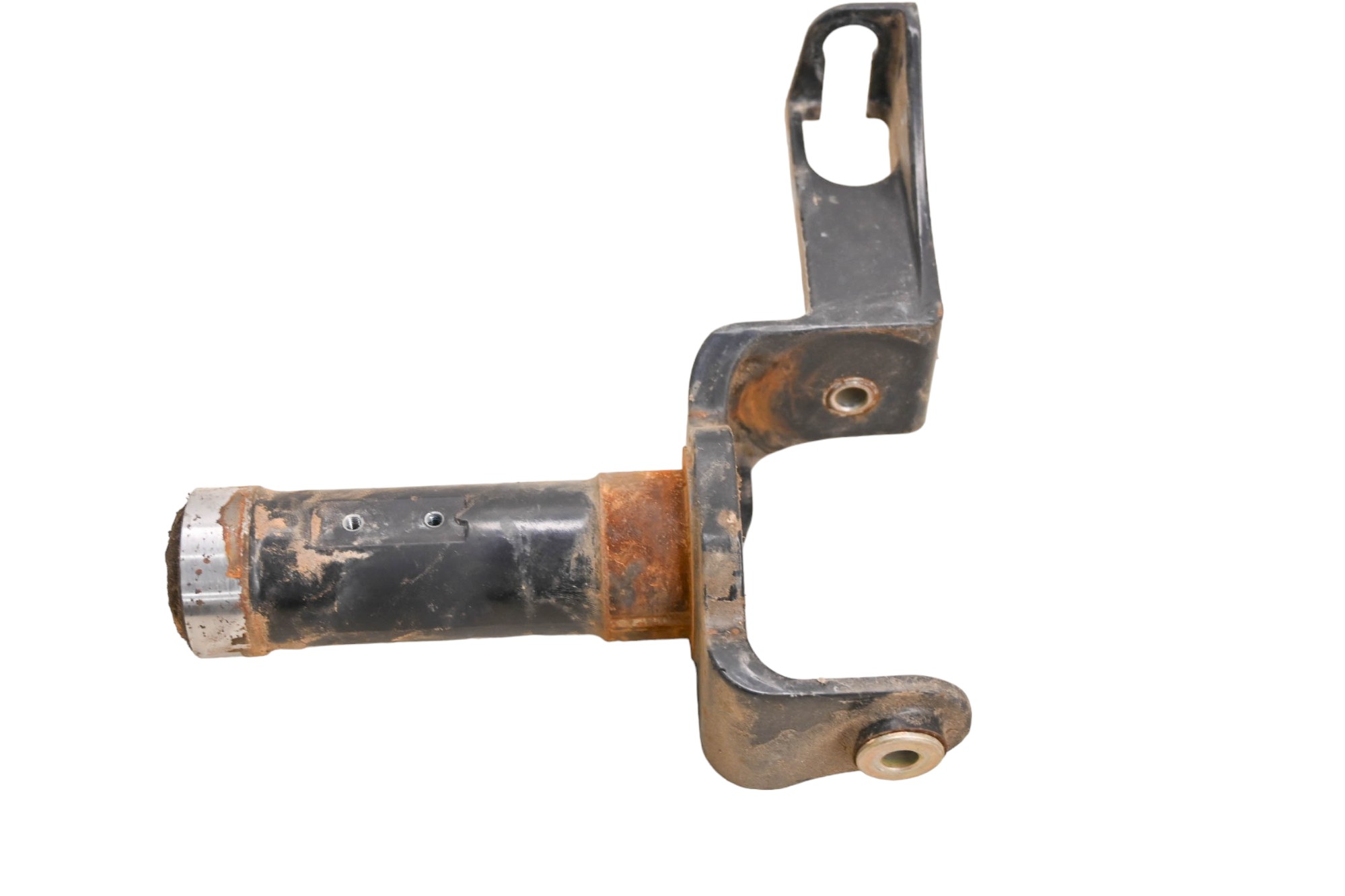 18 Cat CUV105D Steering Bracket Mount