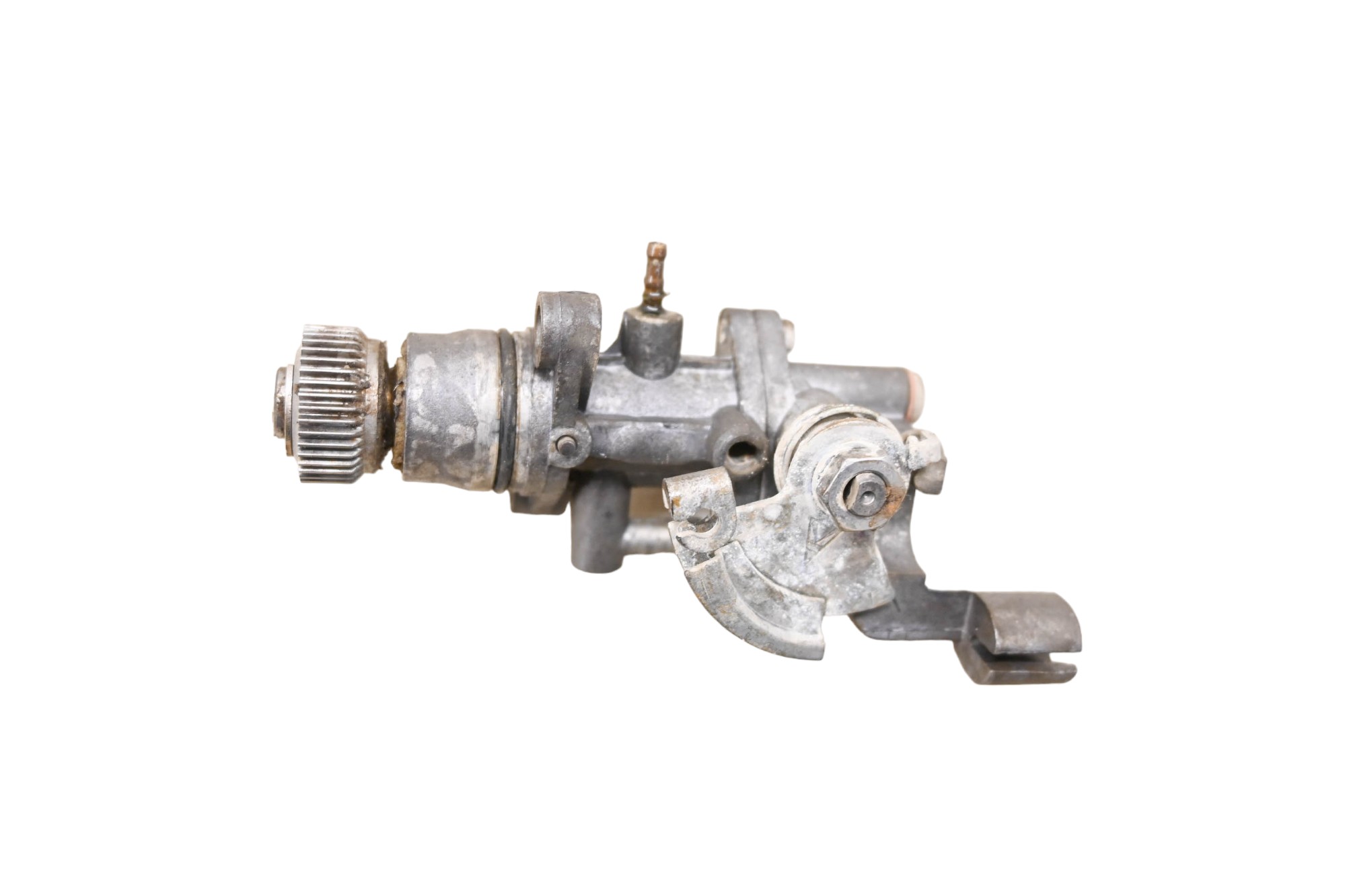 05 E-Ton Viper 70 Oil Pump