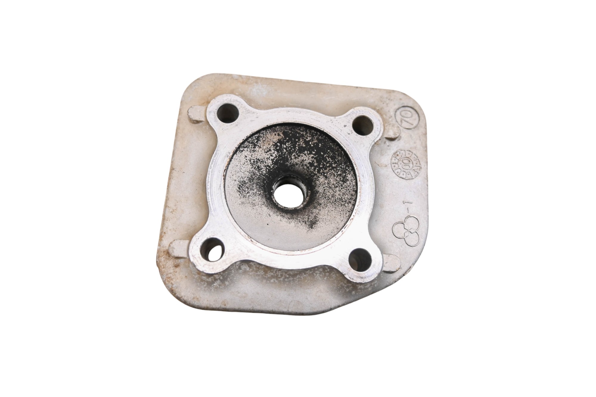 05 E-Ton Viper 70 Cylinder Head