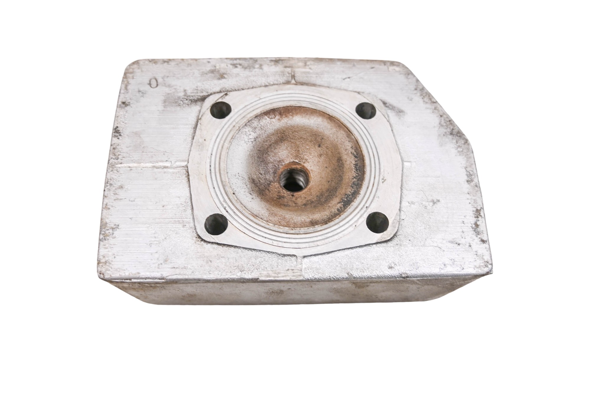 84 Ski-Doo Safari 377 Cylinder Head Bombardier