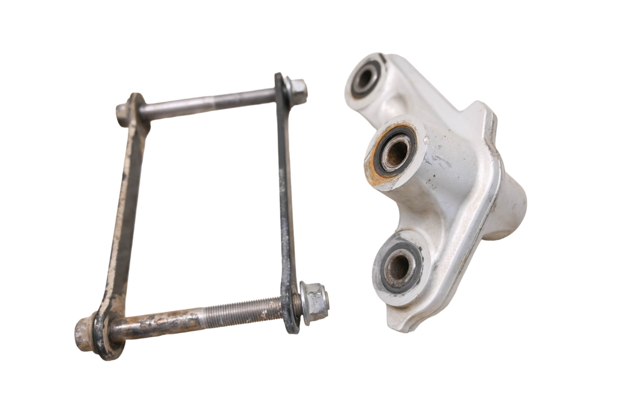 16 Triumph Tiger 800 XCx Rear Shock Linkage