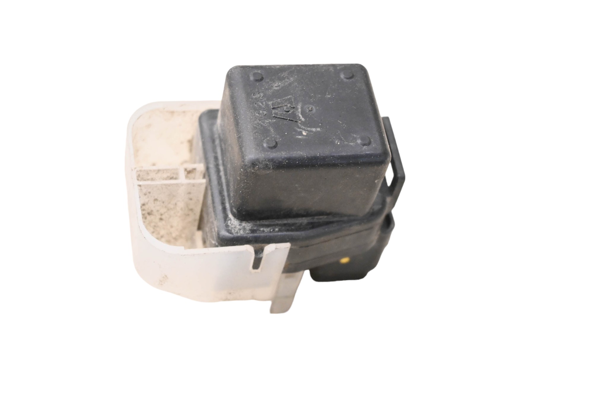 16 Triumph Tiger 800 XCx Starter Solenoid