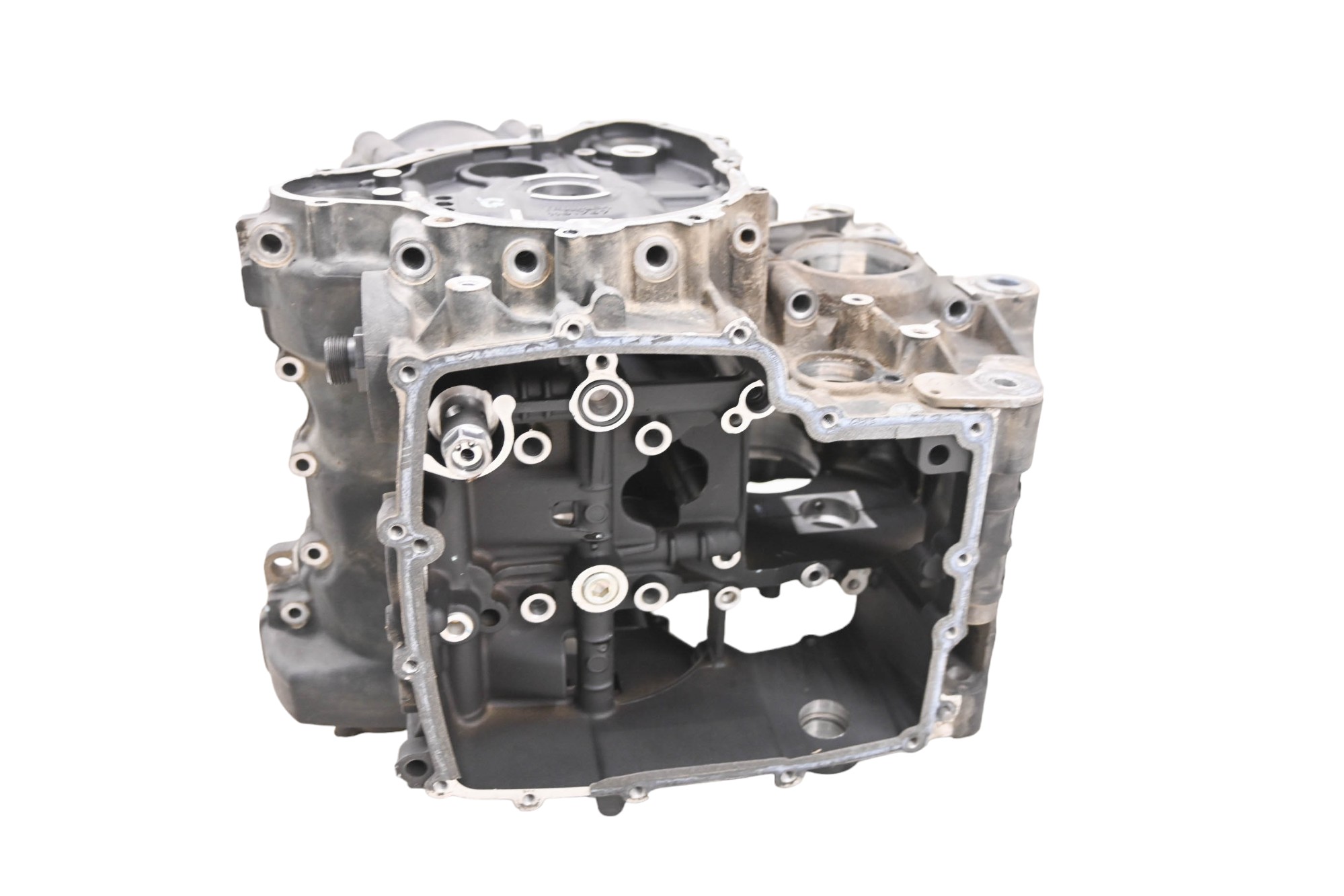 16 Triumph Tiger 800 XCx Crankcase Center Crank Case