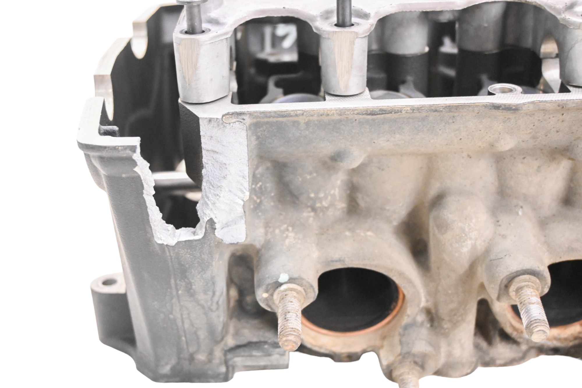 16 Triumph Tiger 800 XCx Cylinder Head For Parts