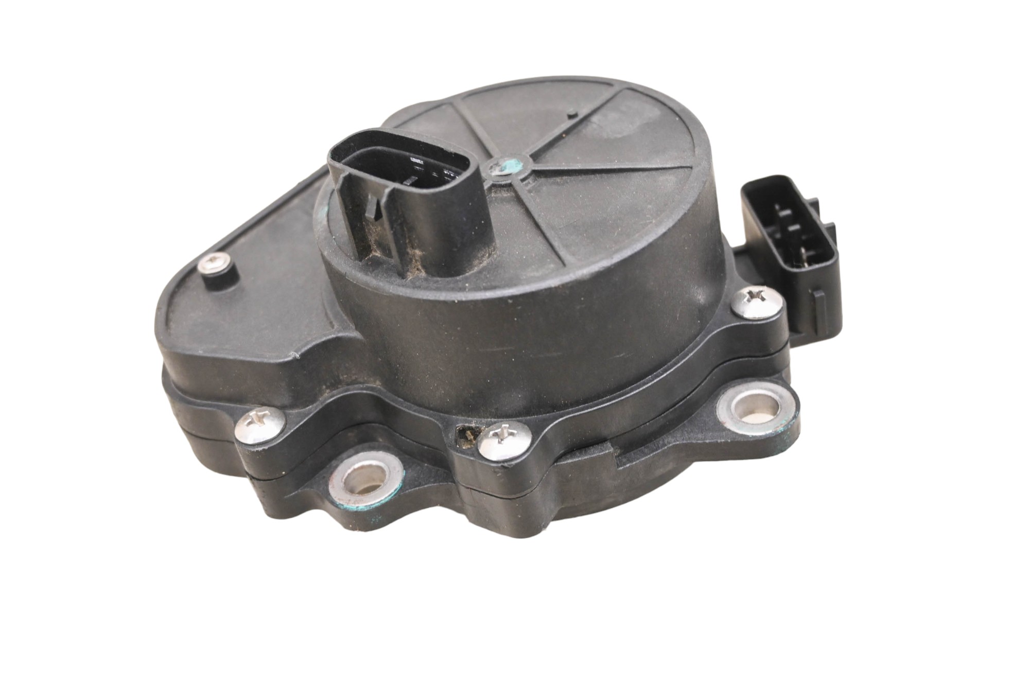 16 Cub Cadet Challenger 700 4Wd Front Differential Actuator