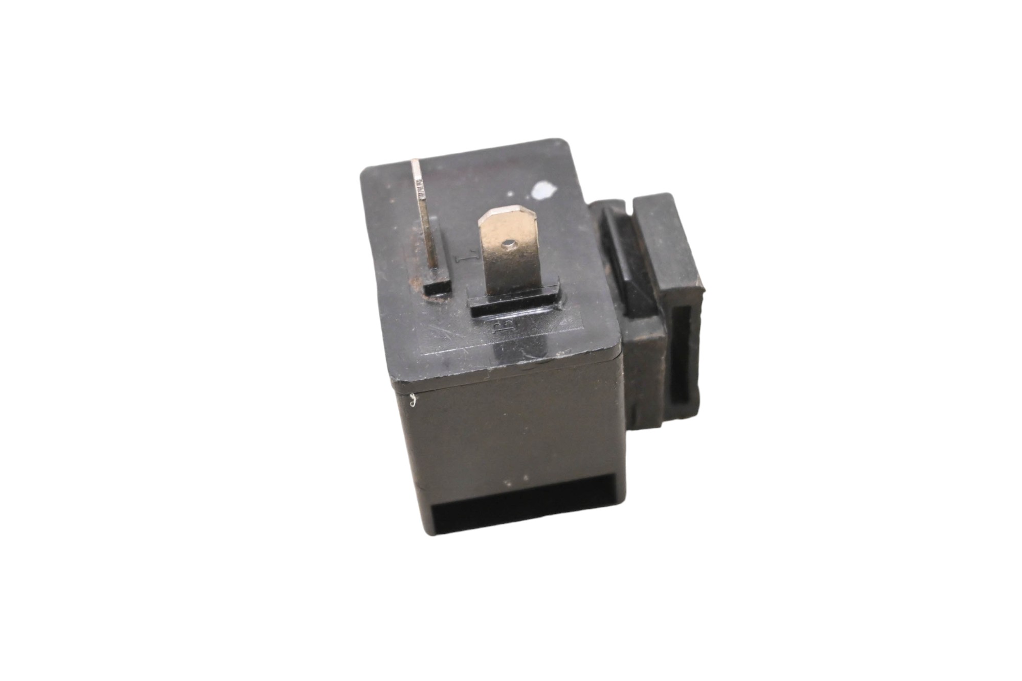 16 Cub Cadet Challenger 700 Turn Signal Flasher Relay