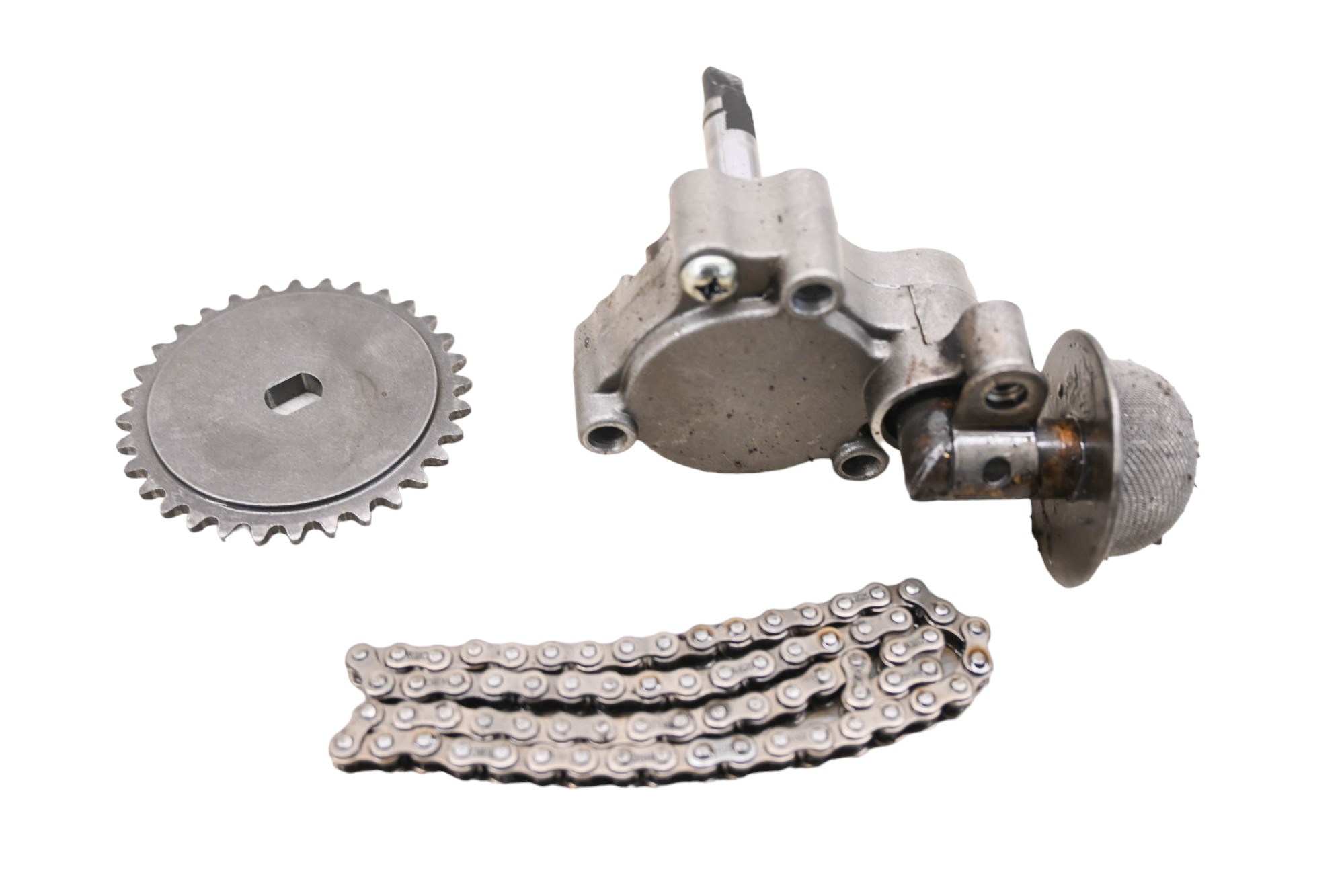 16 Cub Cadet Challenger 700 Oil Pump