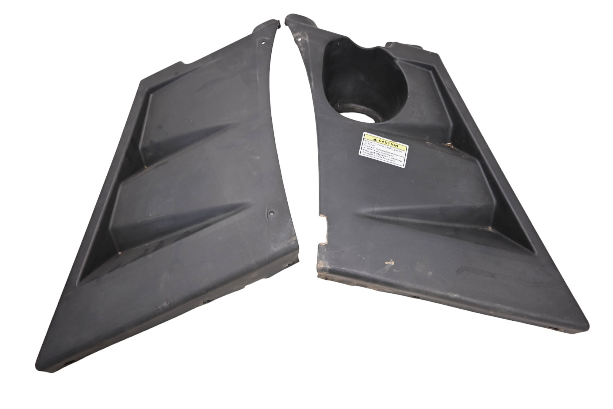 16 Cub Cadet Challenger 700 Side Covers Panels Fenders Left & Right
