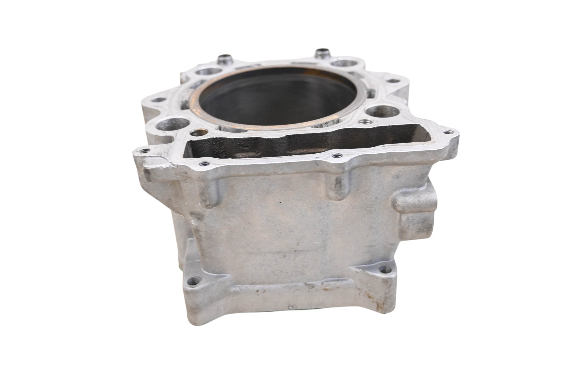 16 Cub Cadet Challenger 700 Cylinder & Piston