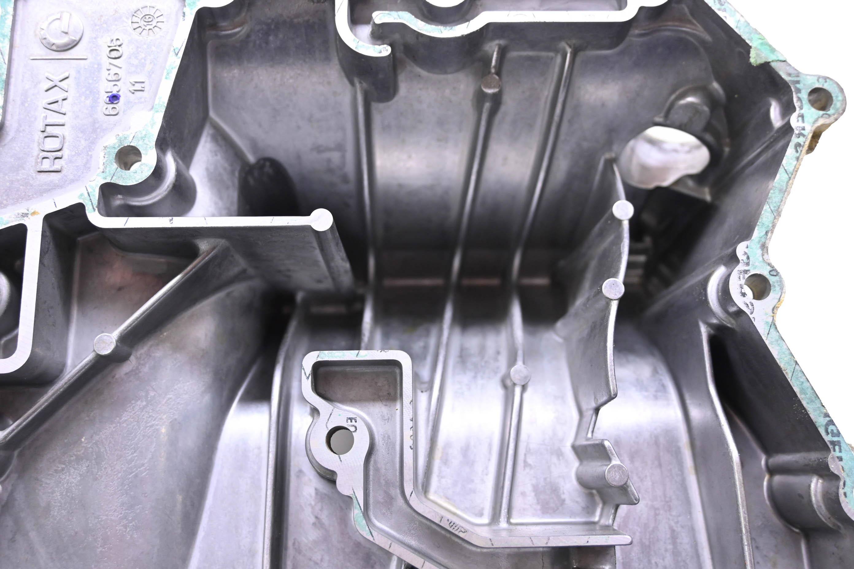 16 Sea-Doo Spark 900 ACE Oil Pan
