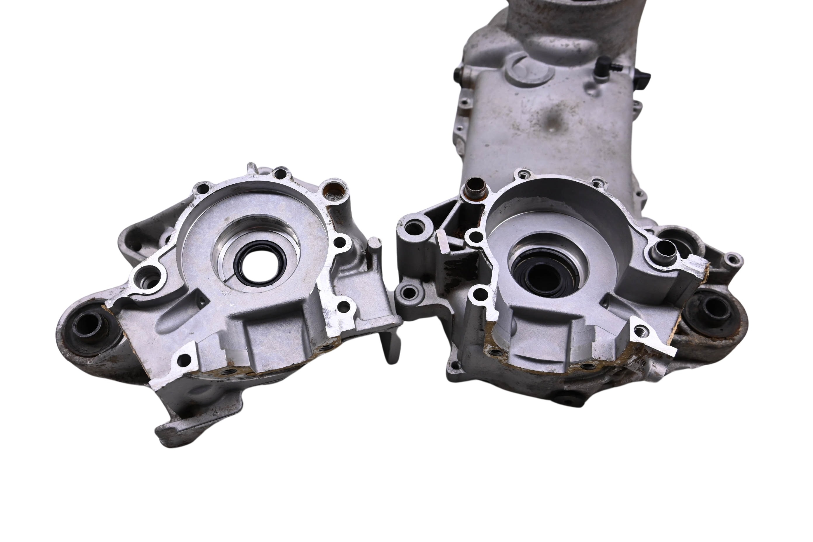 02 Polaris Scrambler 90 Crankcase Center Crank Case