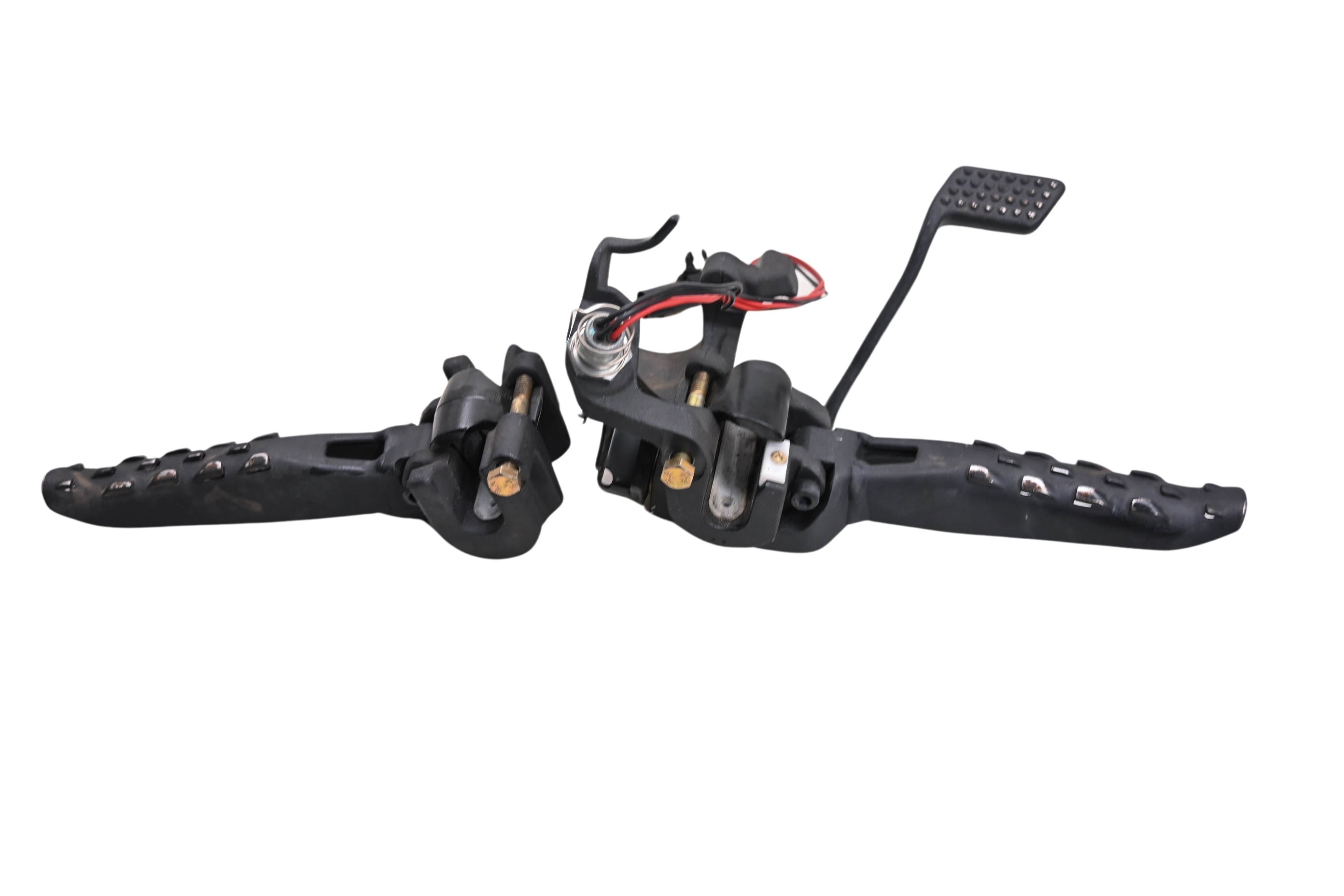 21 Can-Am Ryker 900 Ace Foot Pegs & Rear Brake Pedal