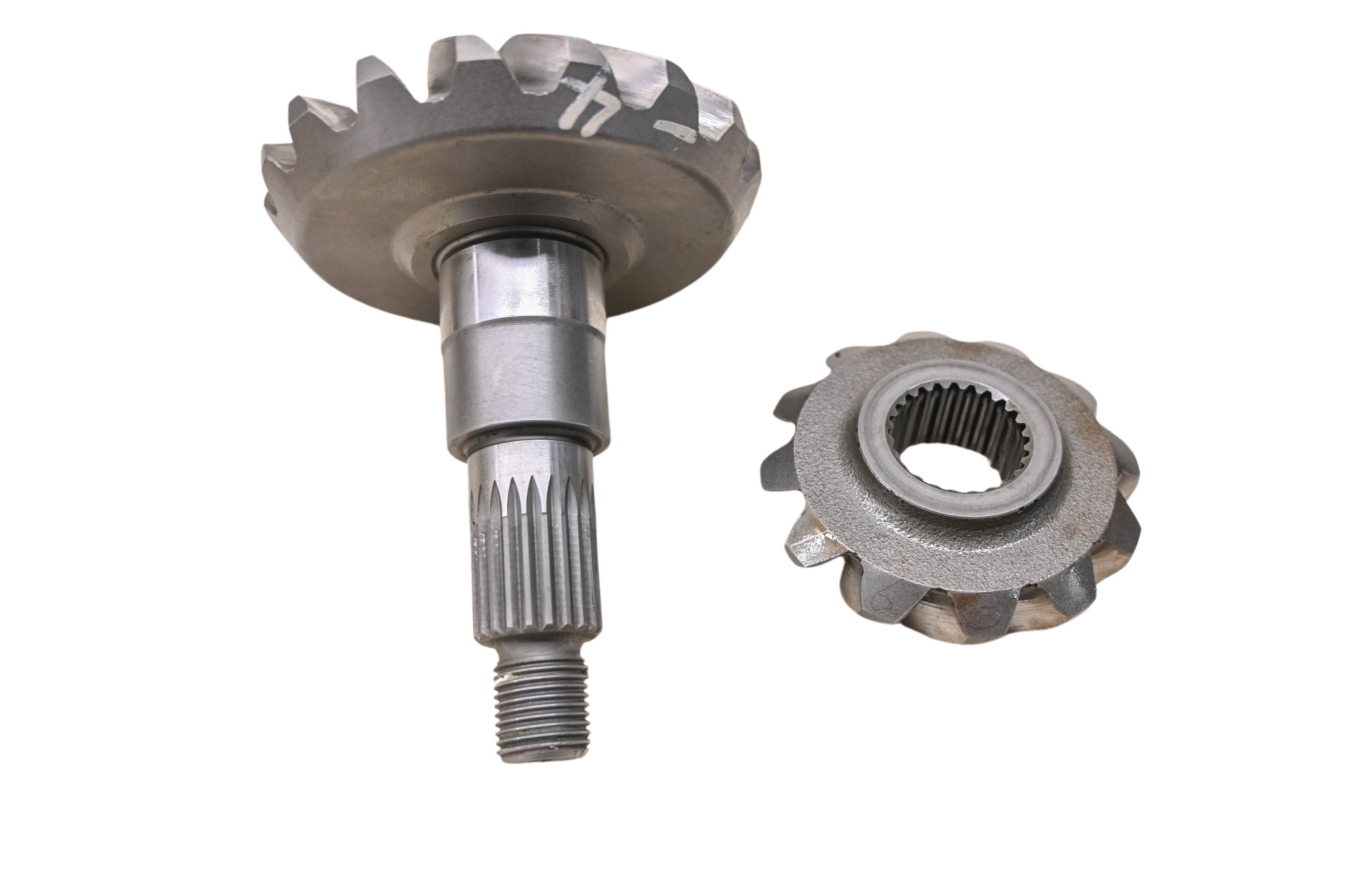 16 Yamaha Wolverine 700 Transmission Bevel Gears Output Shaft YXE700