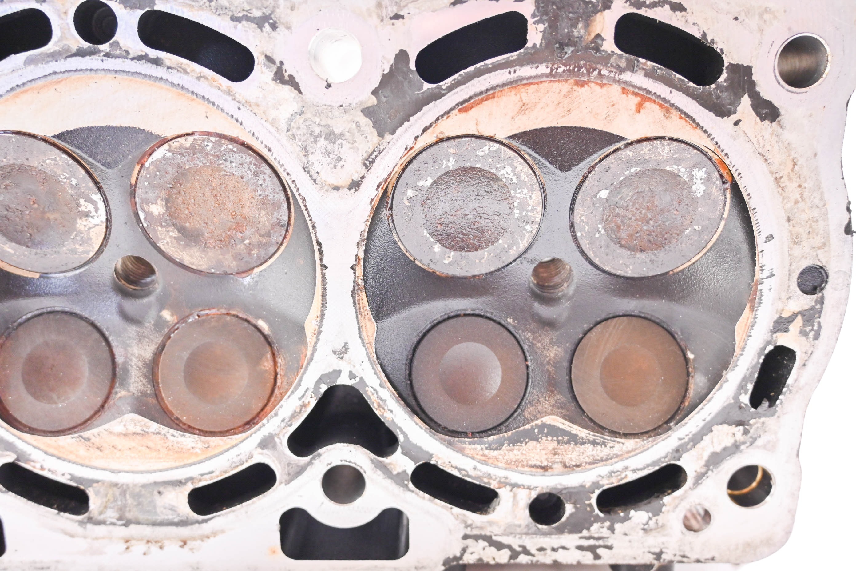 06 Sea-Doo RXT 215 Cylinder Head