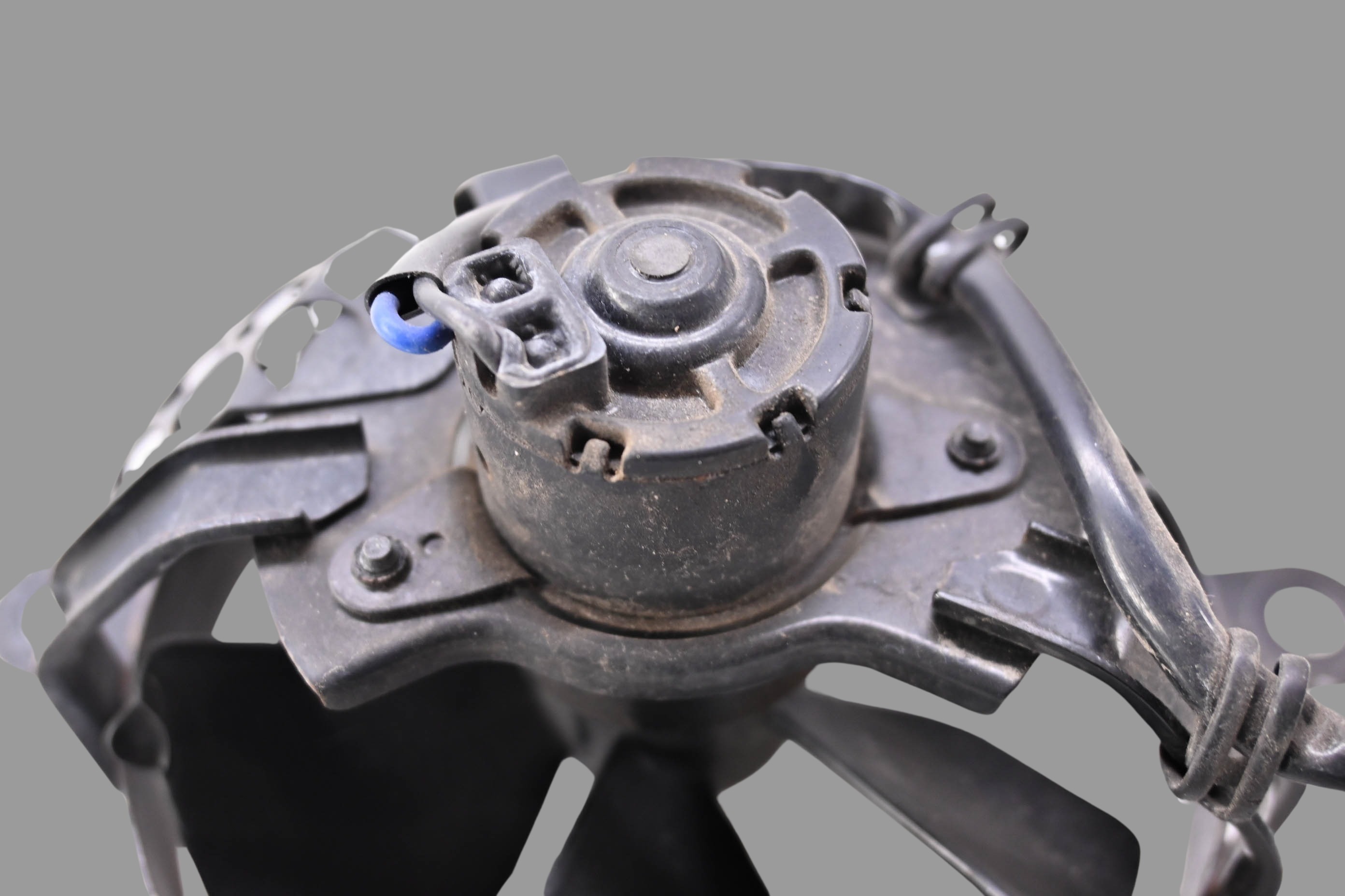 15 Suzuki DRZ400SM Radiator Fan