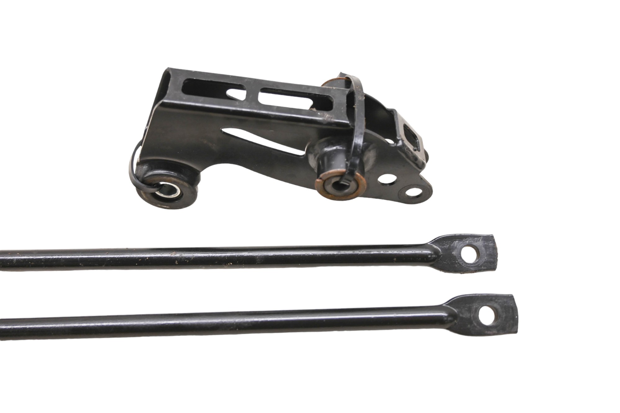 20 Ski-Doo GT 600 ACE Sport Rear Shock Linkage
