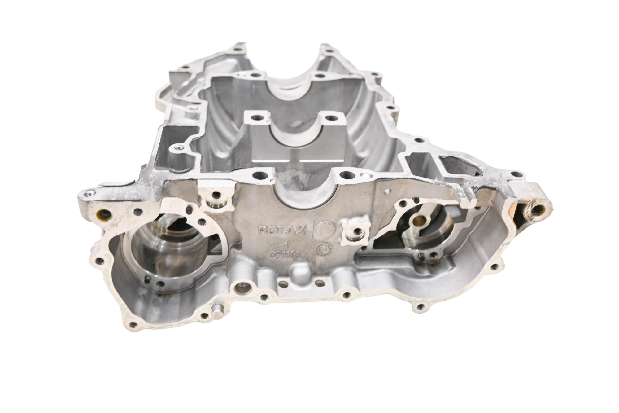 20 Ski-Doo GT 600 ACE Sport Lower Crankcase Center Half Crank Case