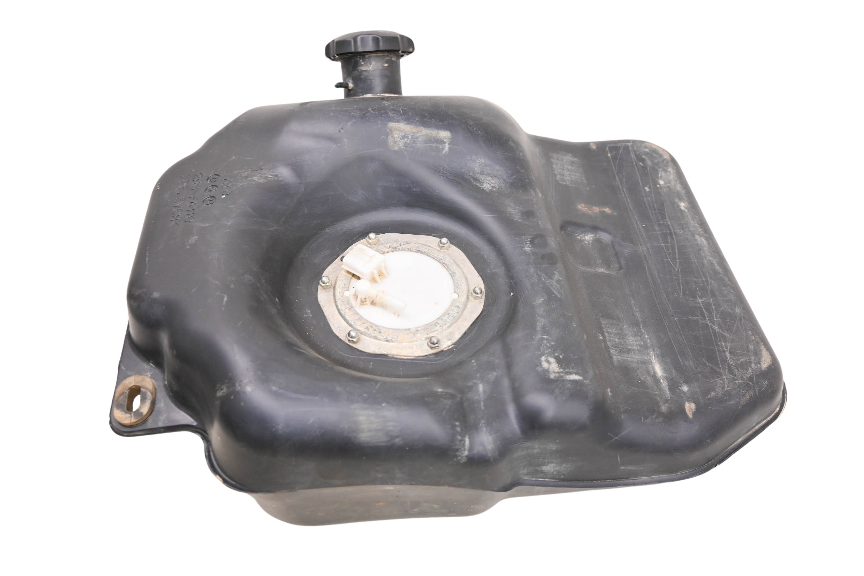 16 Yamaha YXZ1000R Gas Tank & Fuel Pump