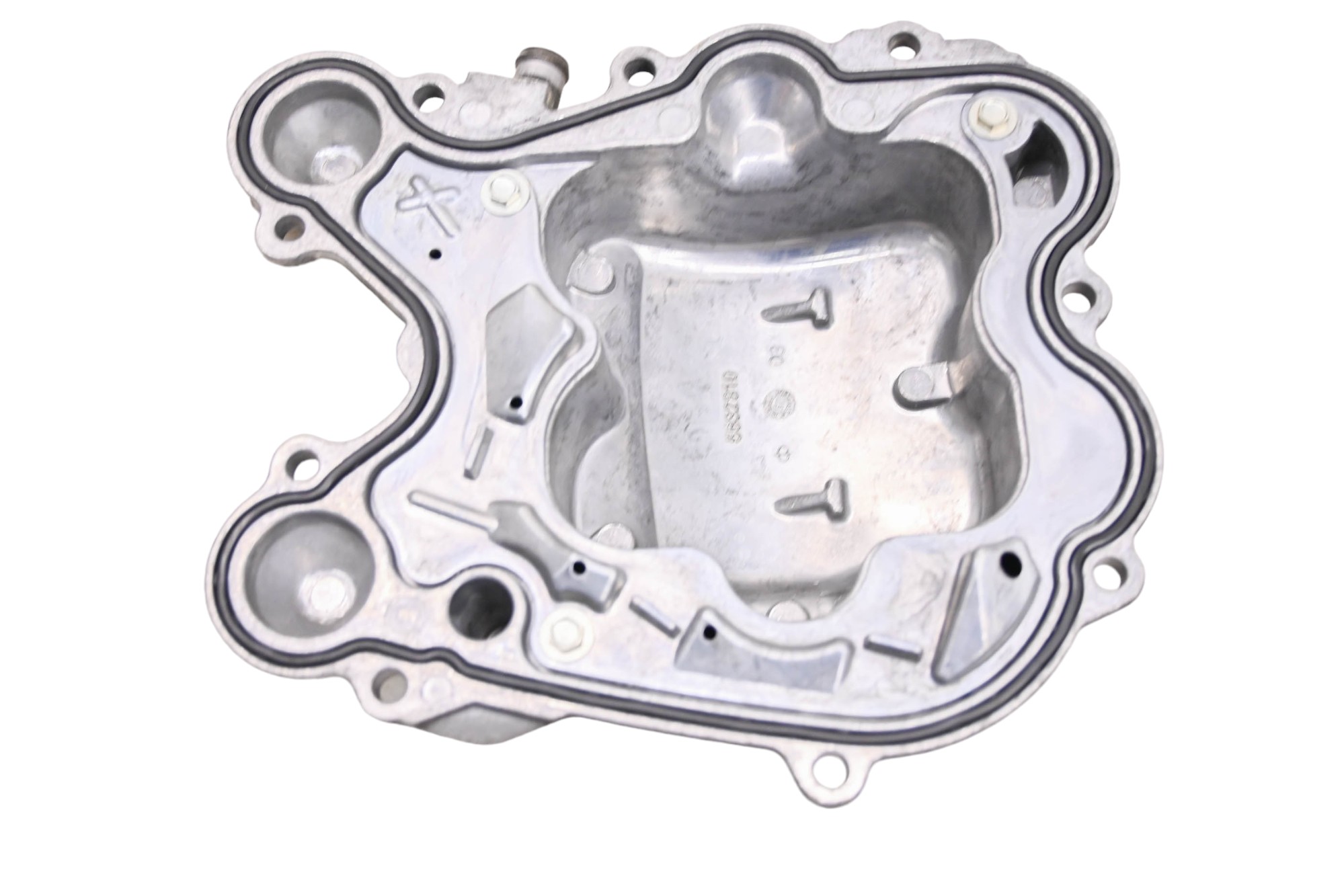 16 Indian Chieftain Dark Horse Rear Valve Cover