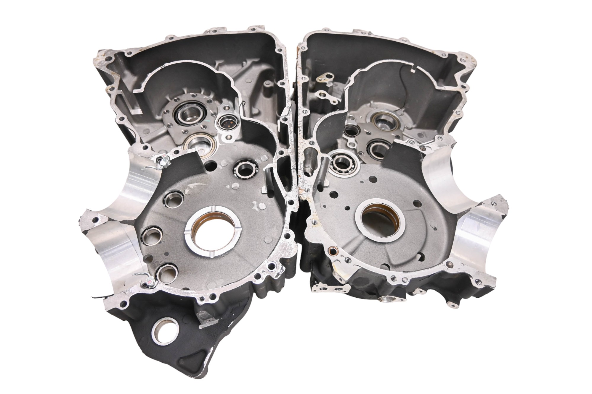 16 Indian Chieftain Dark Horse Crankcase Center Crank Case