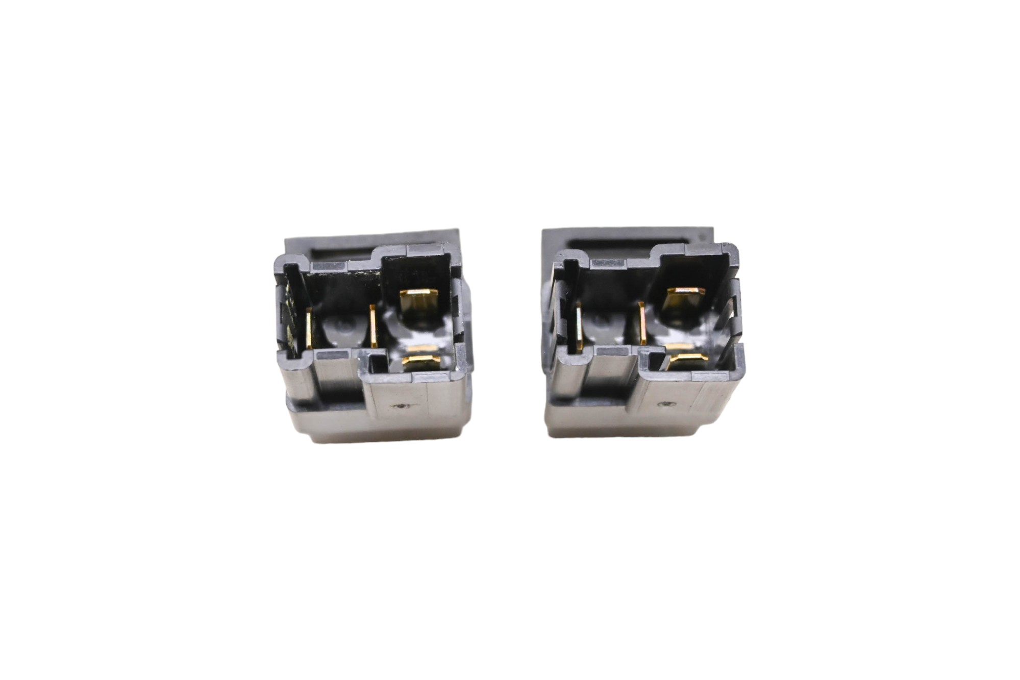 23 Yamaha MT-03 Relays