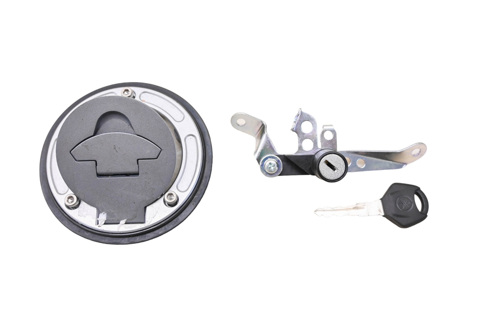 23 Yamaha MT-03 Gas Cap & Seat Lock