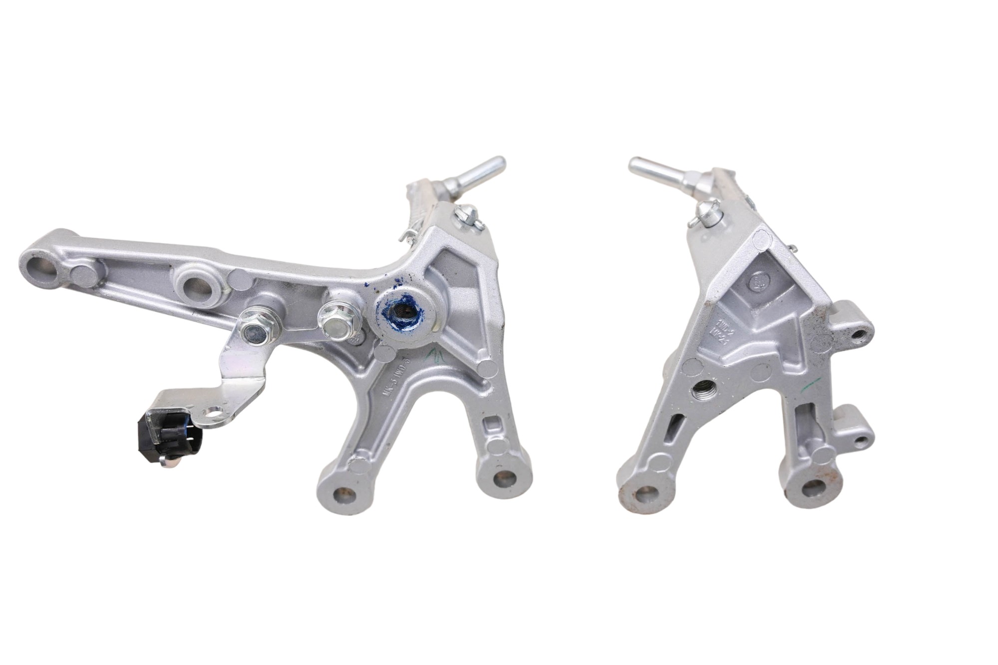 23 Yamaha MT-03 Foot Pegs