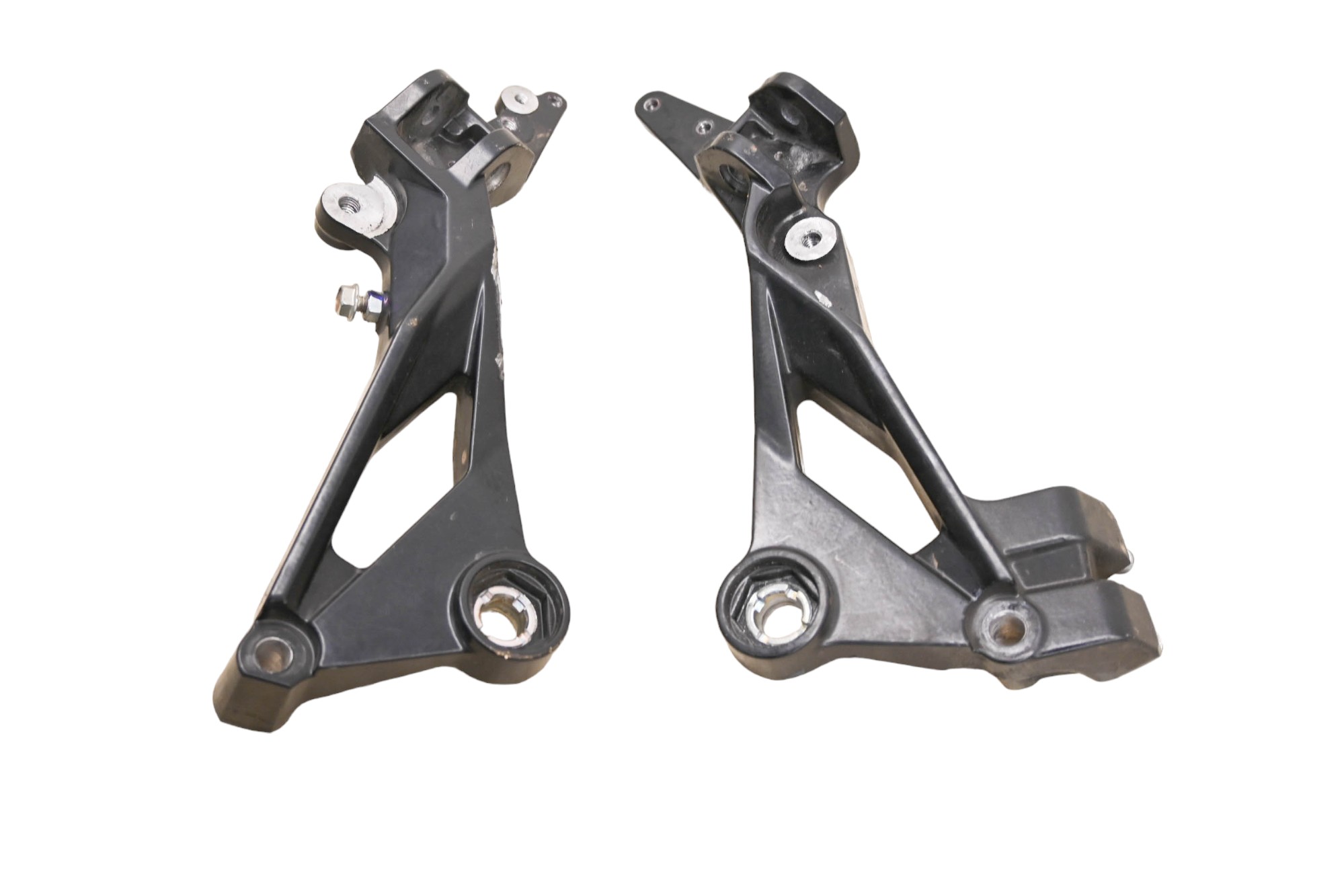 23 KTM 390 RC Foot Peg Brackets Mounts