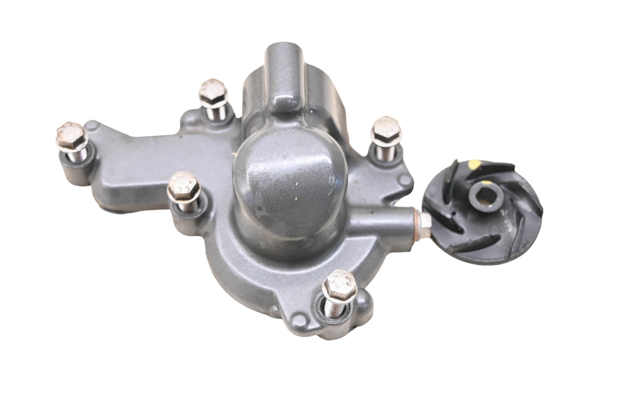 23 KTM 390 RC Water Pump Cover & Impeller