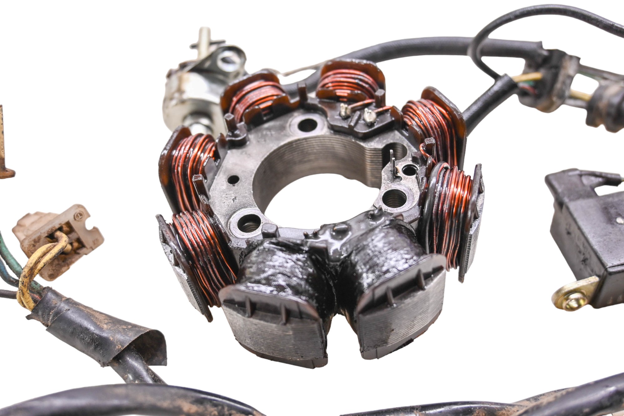 88 Honda Fourtrax 125 2x4 Stator TRX125