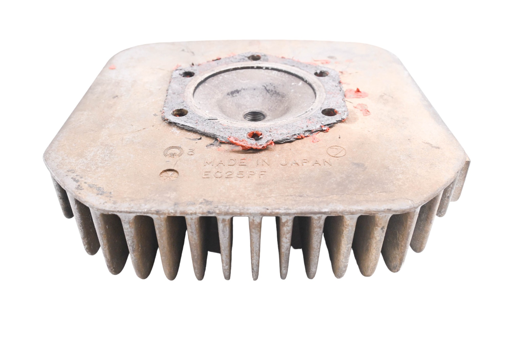 95 Polaris 300 4x4 Cylinder Head