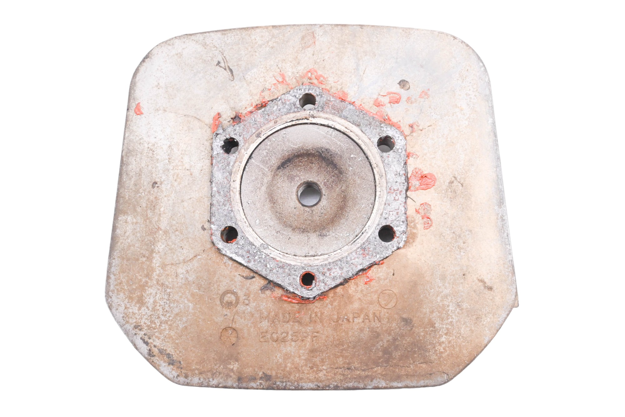 95 Polaris 300 4x4 Cylinder Head