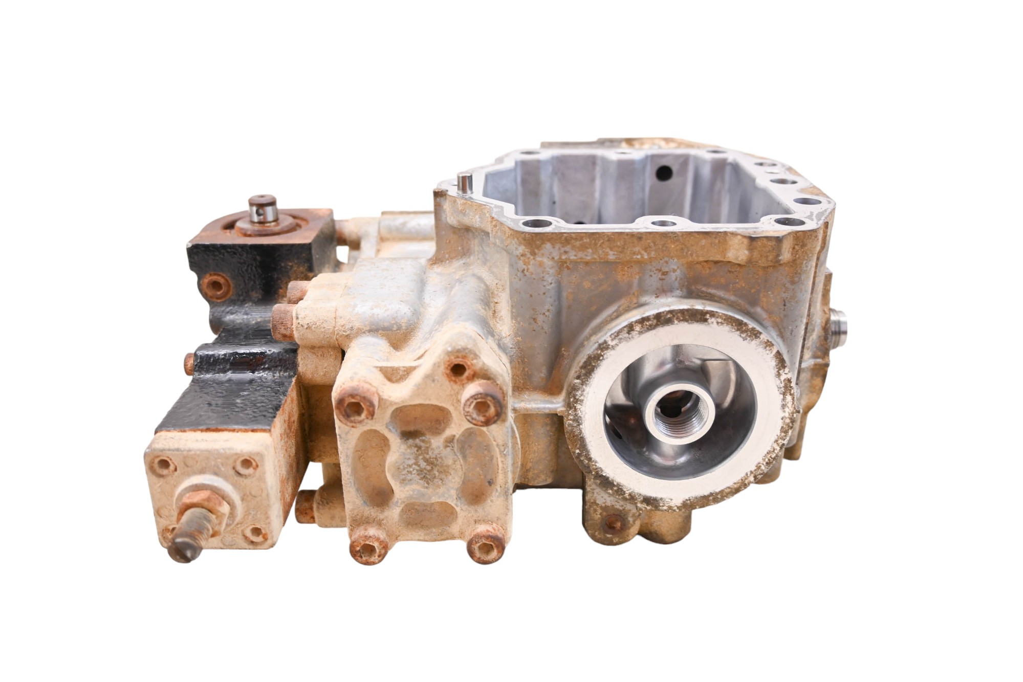 09 Kubota RTV500 Hydraulic Pump Housing