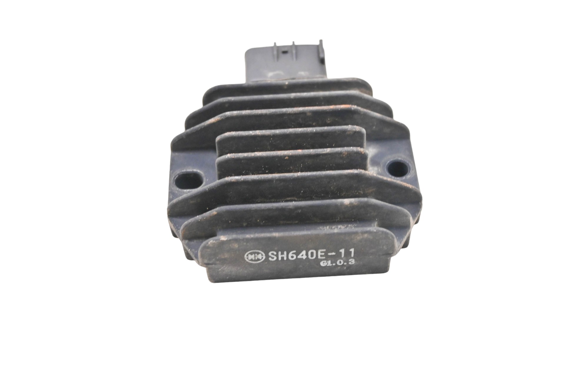 02 Yamaha Bear Tracker 250 2x4 Regulator Rectifier YFM250