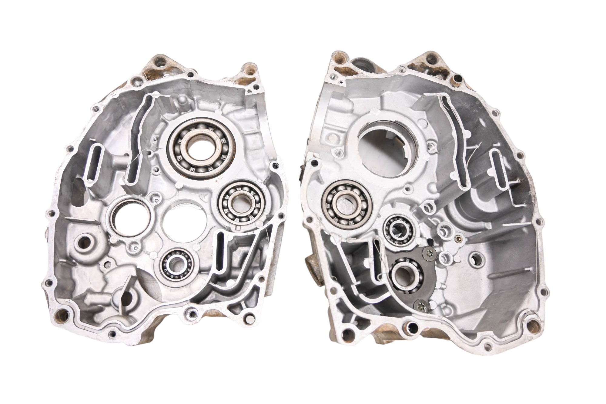 02 Yamaha Bear Tracker 250 2x4 Crankcase Center Crank Case YFM250