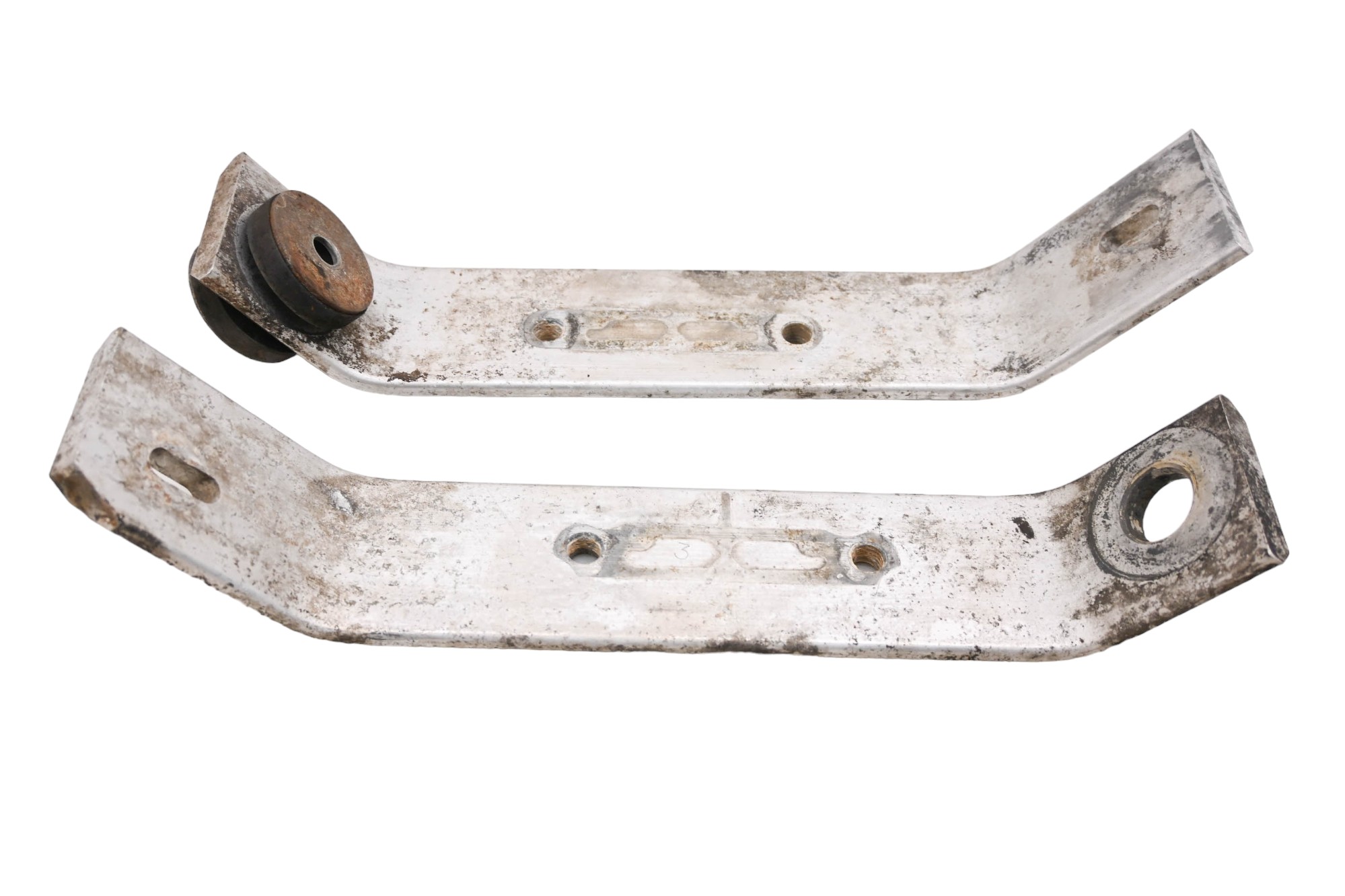 98 Polaris Indy XLT Classic Engine Motor Bracket Mounts Left & Right