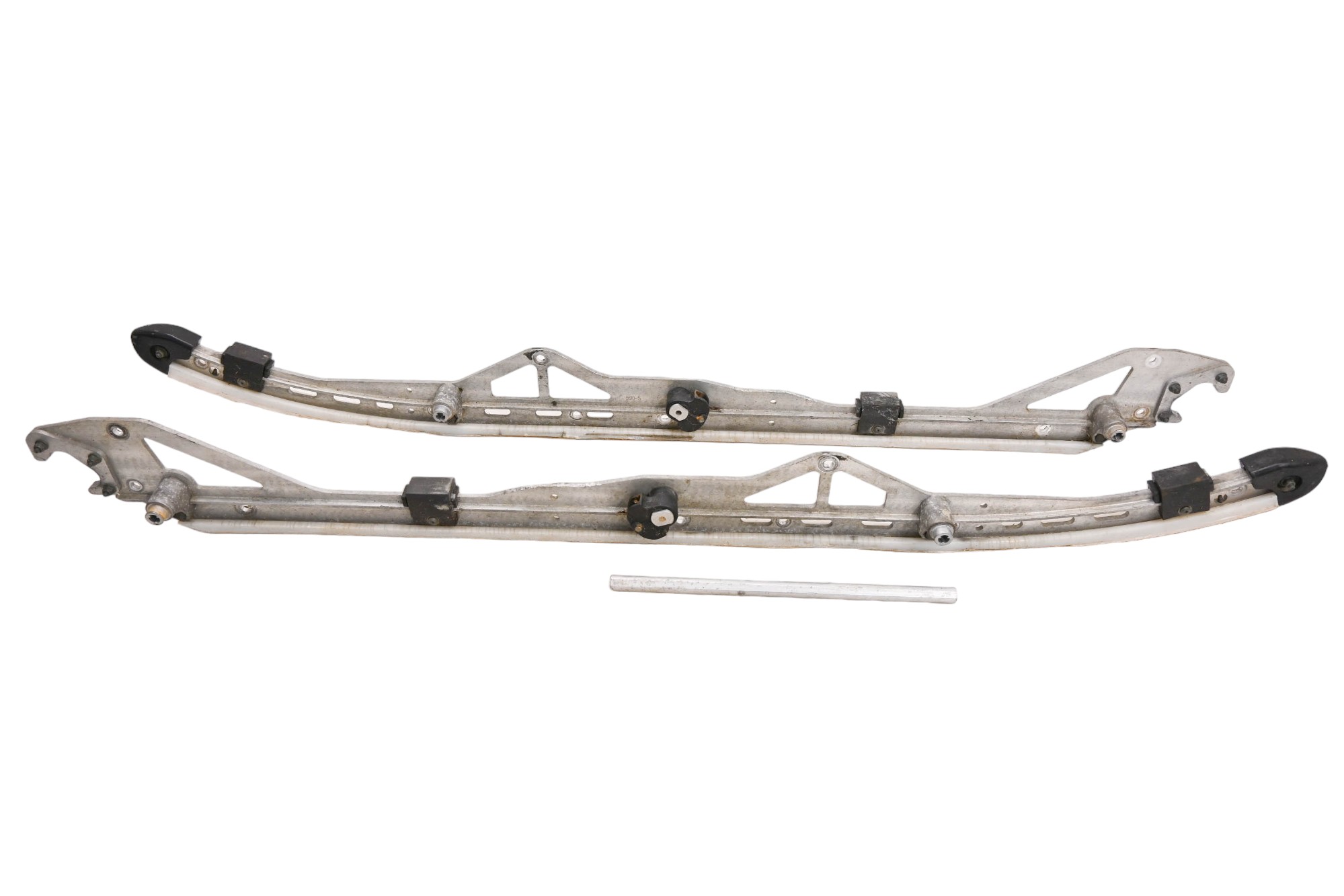 15 Polaris Indy Voyager 550 Rear Suspension Rails Left & Right 155"