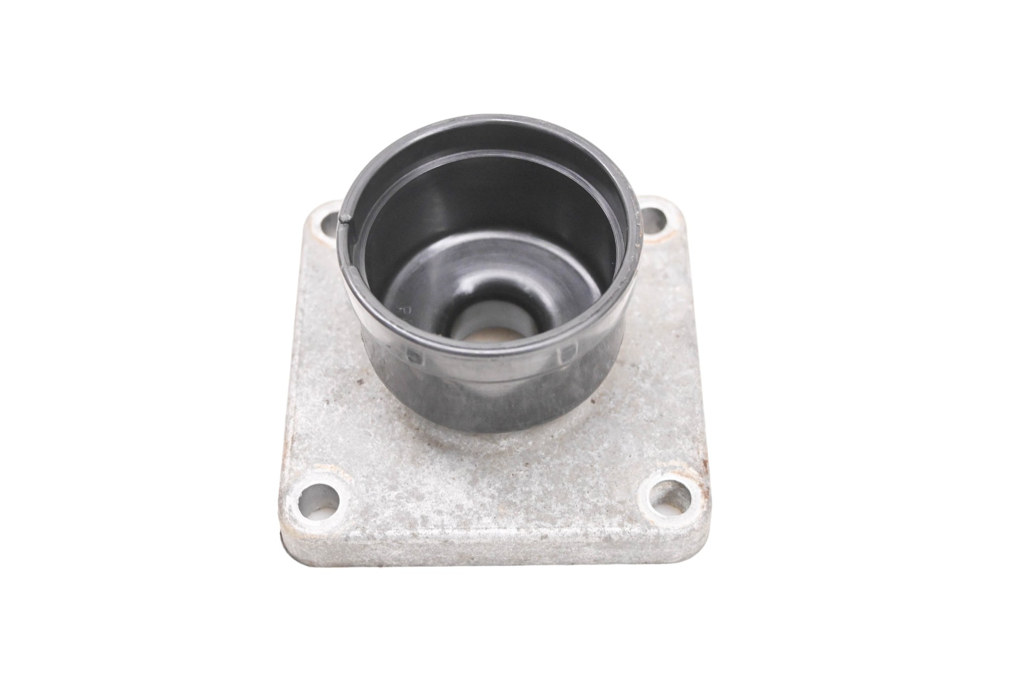 09 Kubota RTV1100CW Crankcase Breather Vent Cover