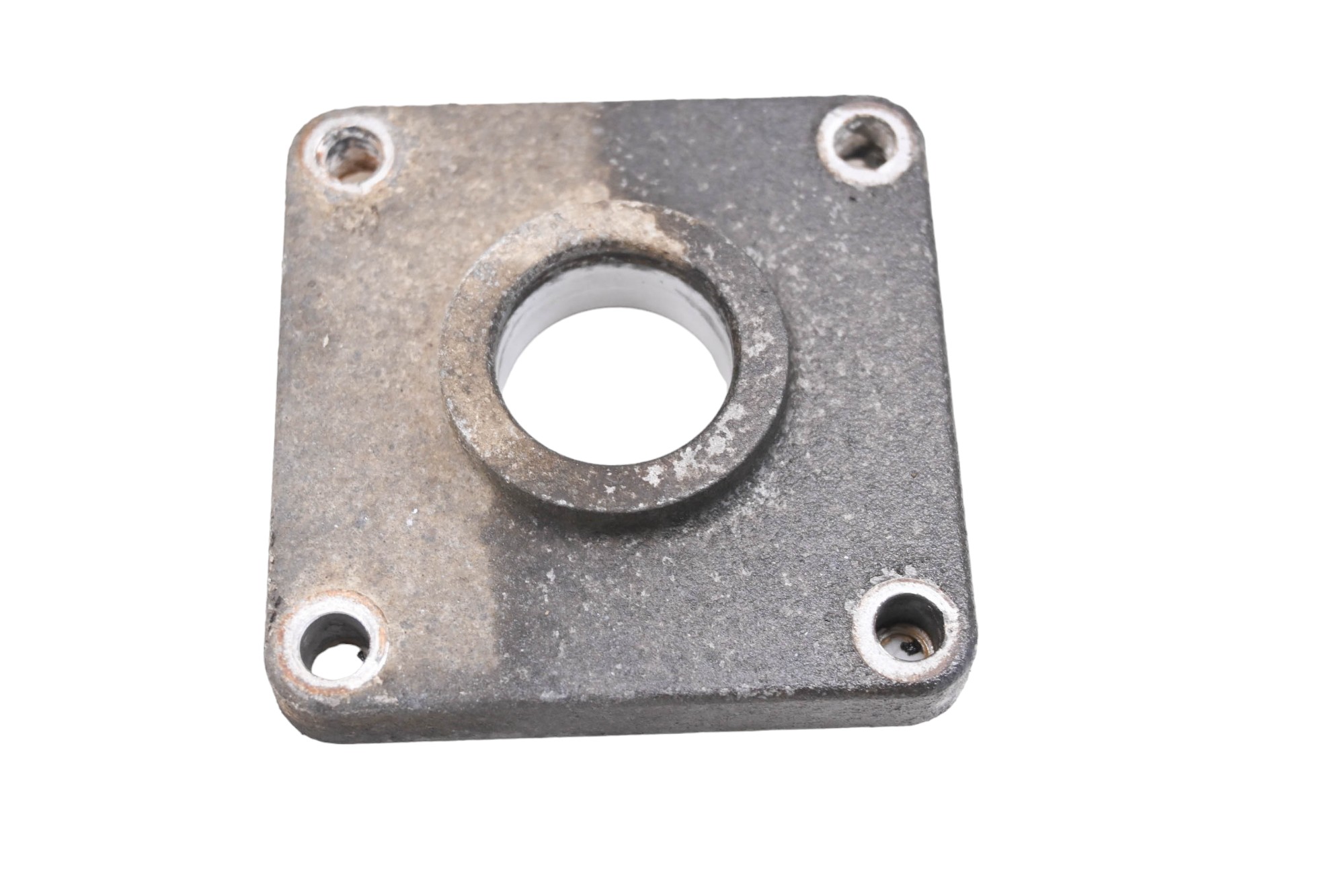 05 Kubota RTV900G Upper Transmission Case Breather Cover