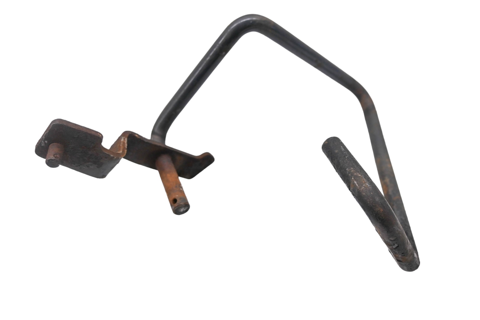 05 Kubota RTV900G Differential Lock Pedal Bracket Mount