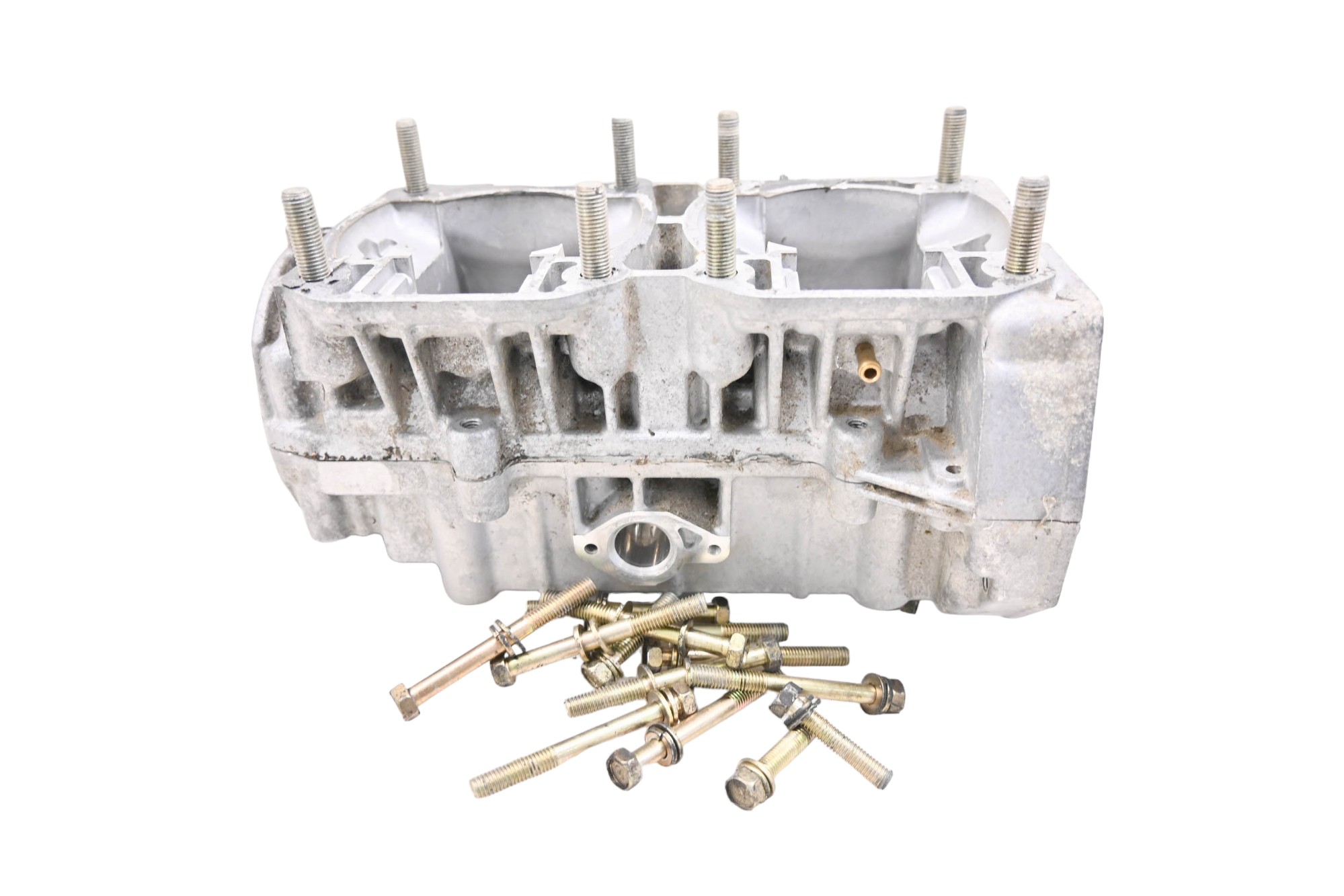 03 Polaris Trail Touring 550 Crankcase Center Crank Case 133"
