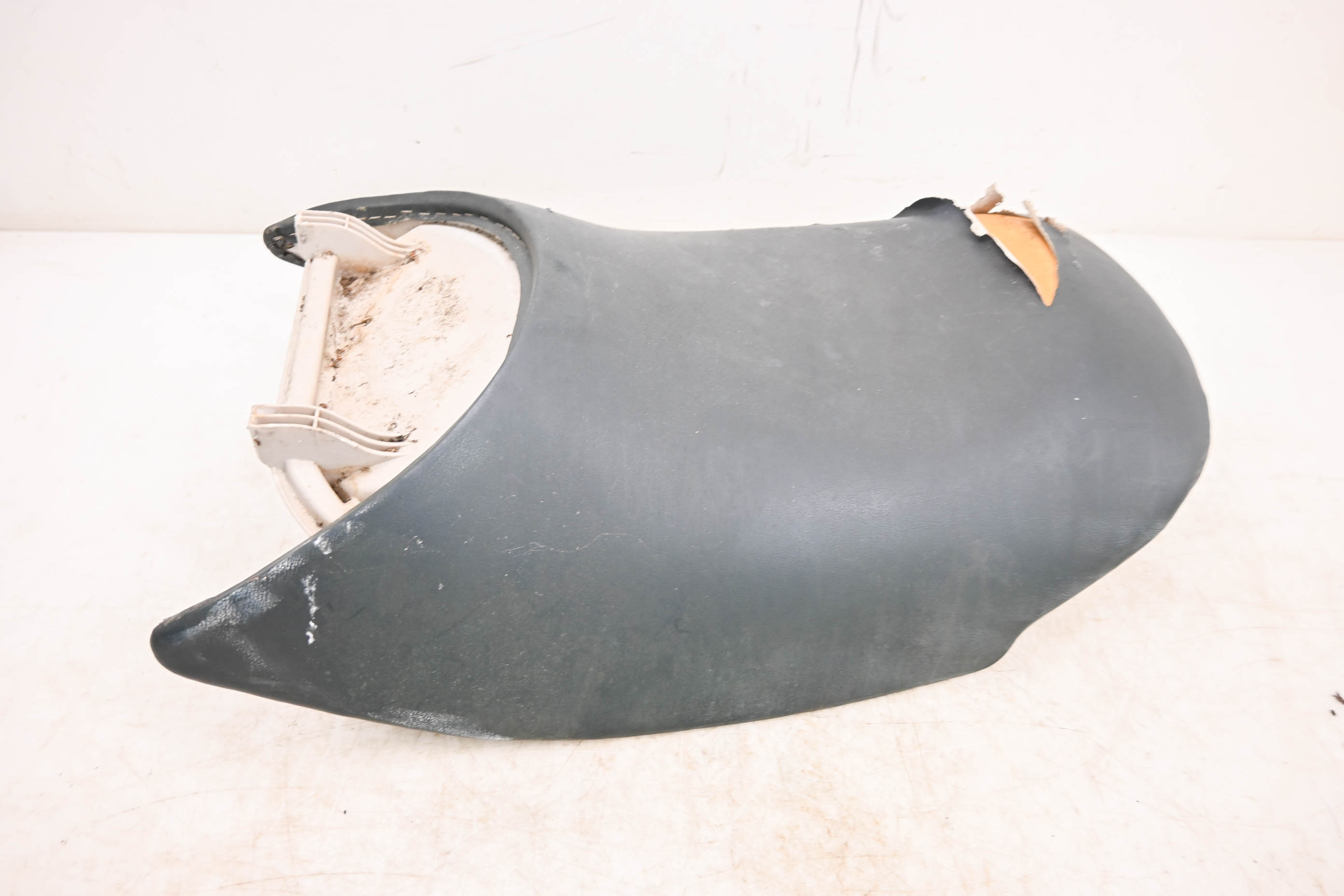 01 Yamaha XL800 Driver Rider Seat
