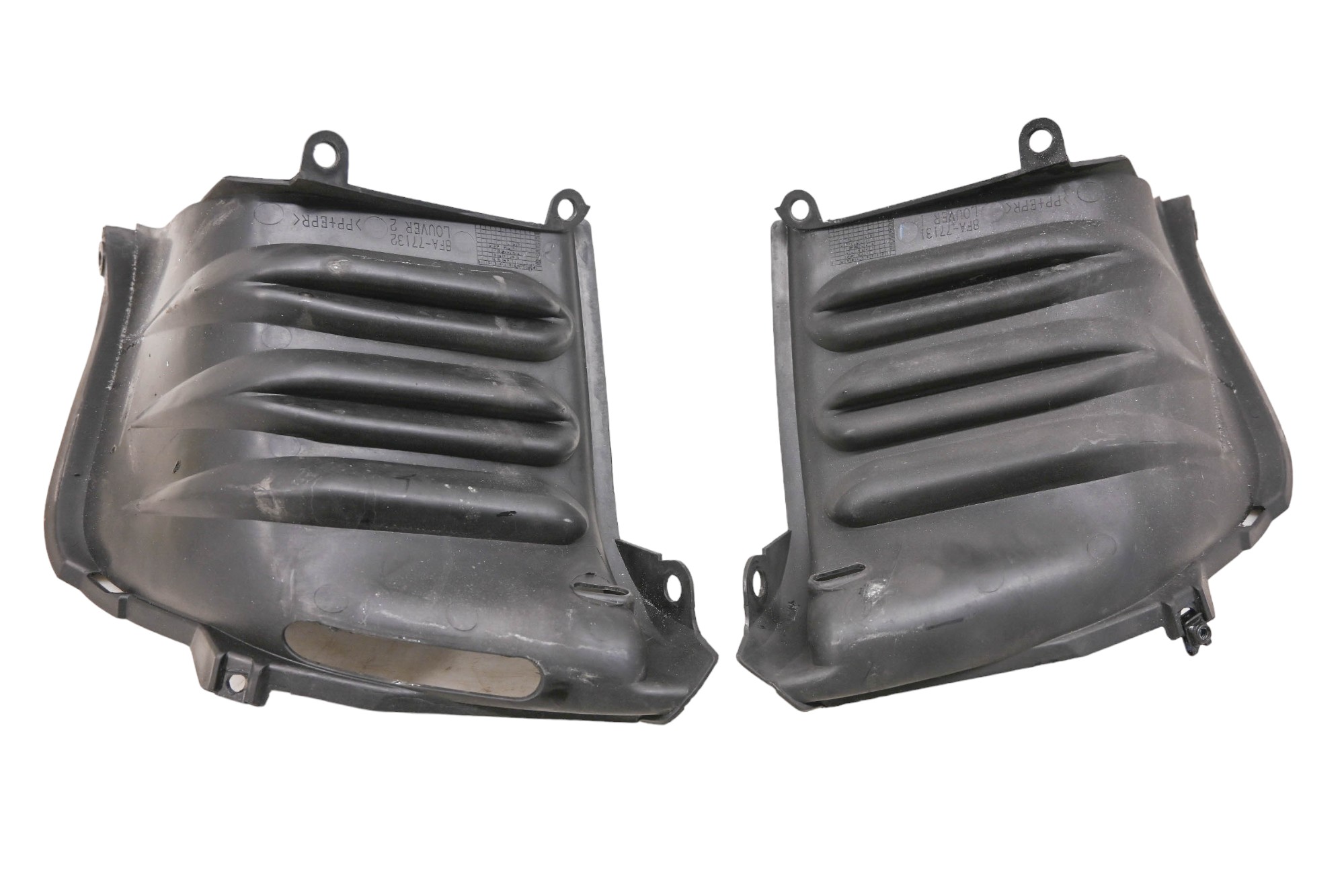 07 Yamaha Rage Lower Console Louvers Covers Left & Right RSG90W