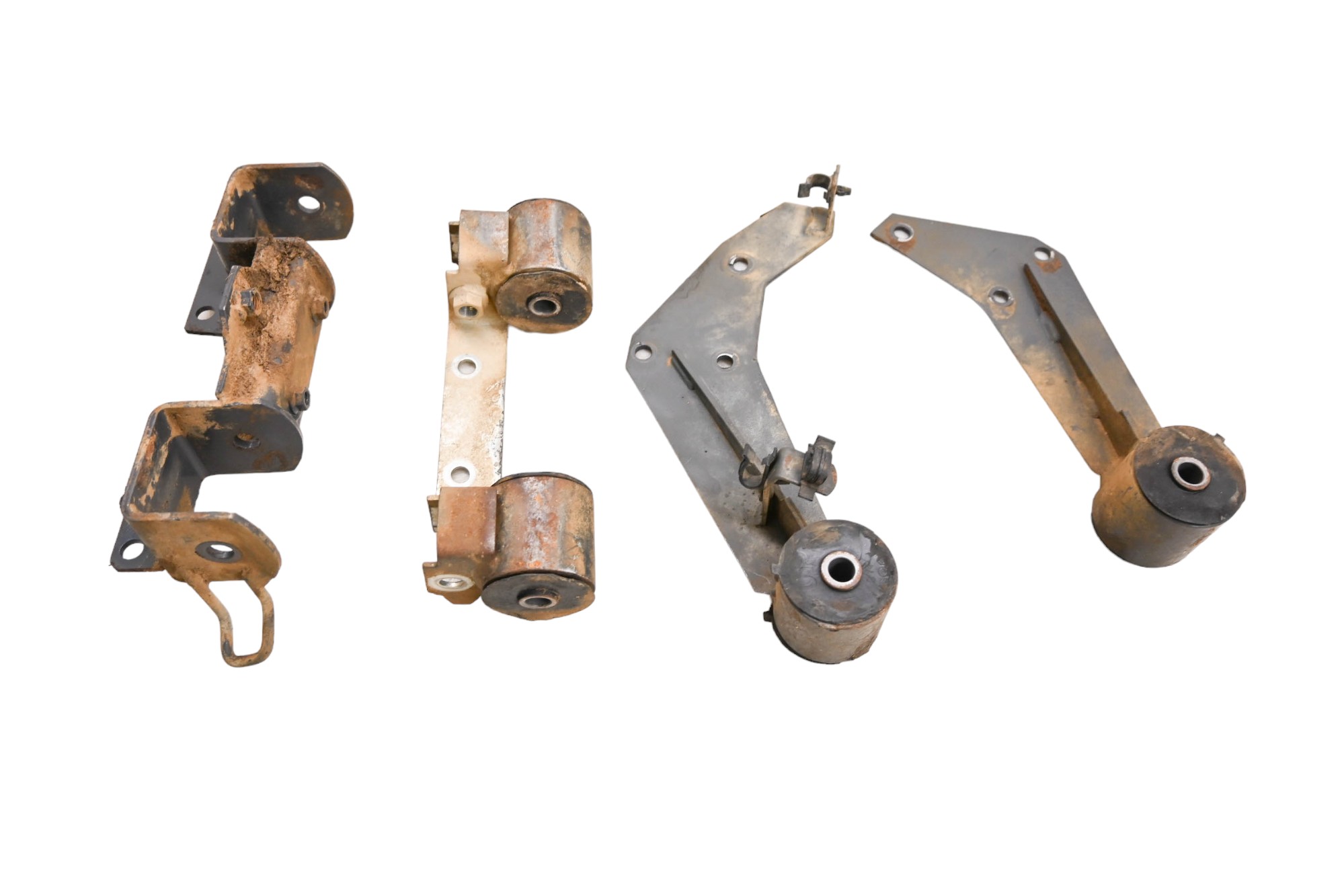15 Kubota RTV-X900 Transmission Engine Support Bracket Mounts