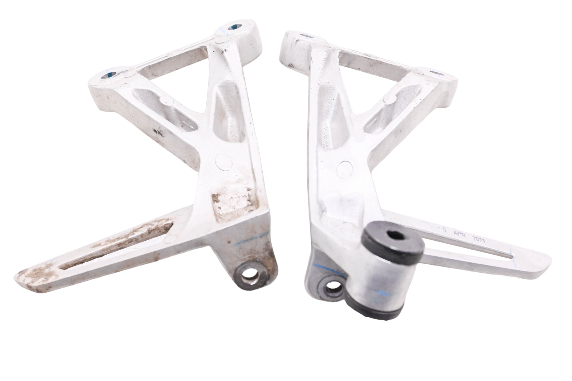 23 Honda CB500F Passenger Foot Peg Bracket Mounts