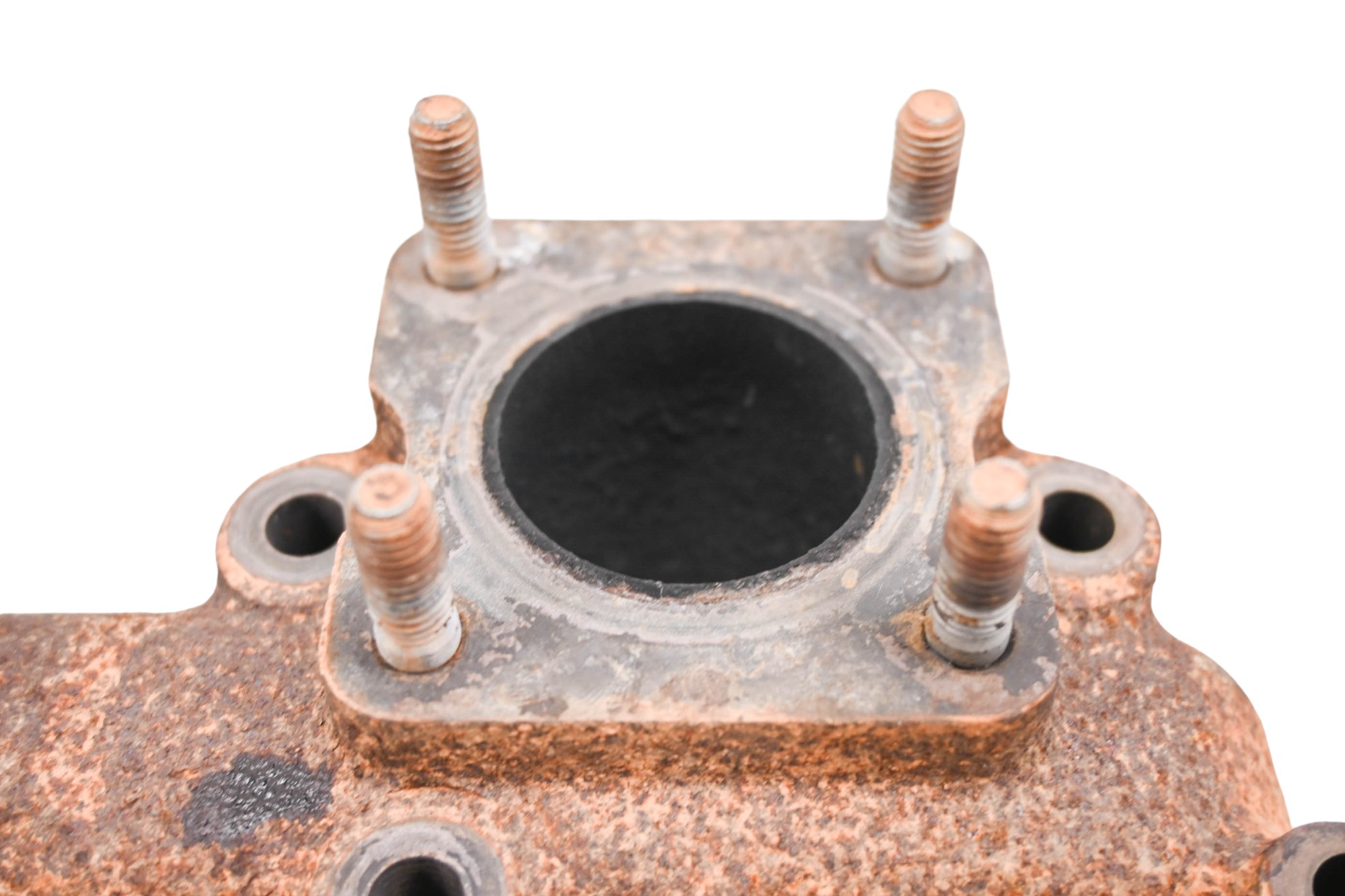 13 John Deere Gator 855D Exhaust Manifold Flange