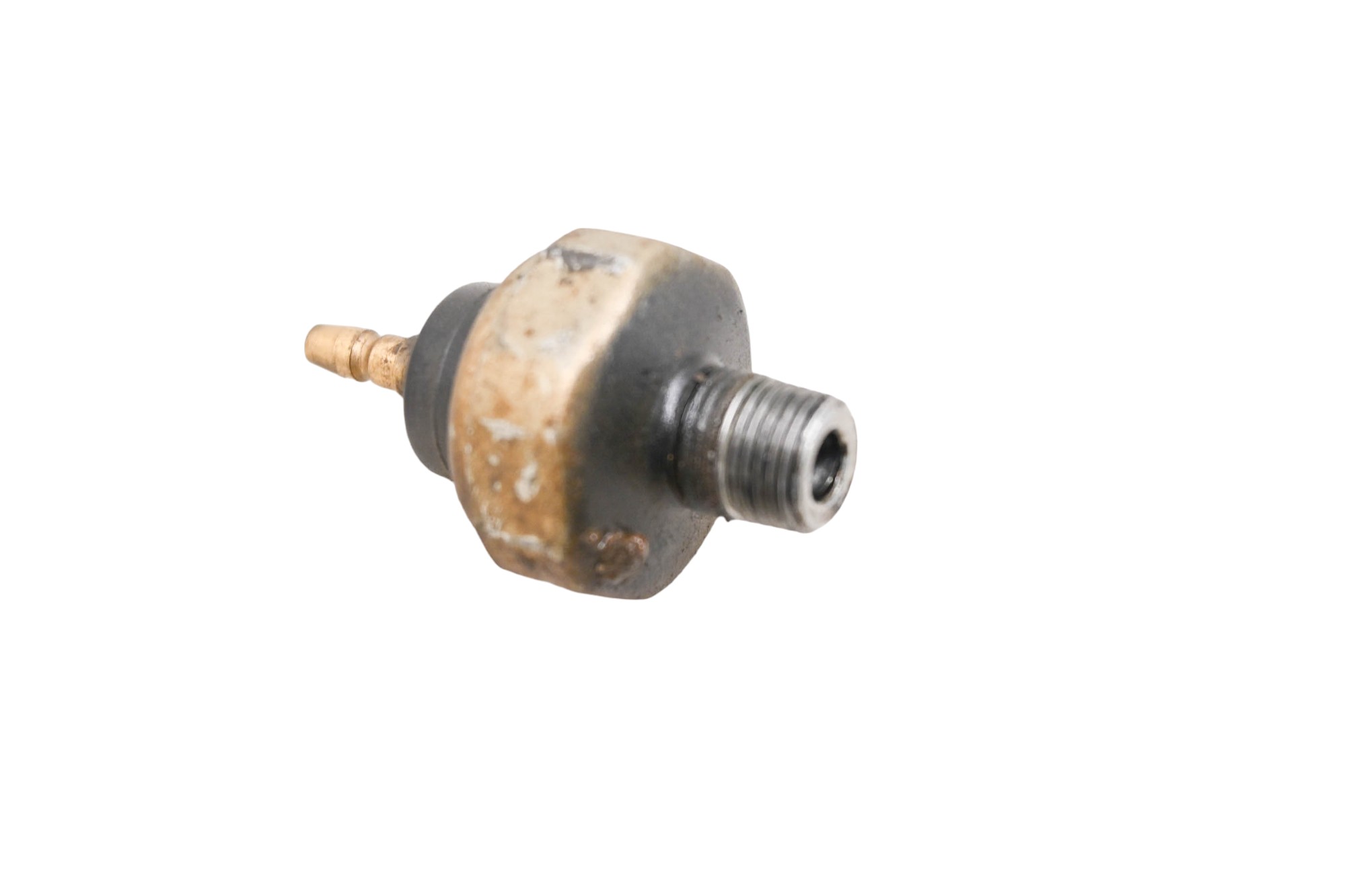 13 John Deere Gator 855D Engine Oil Pressure Sensor Switch